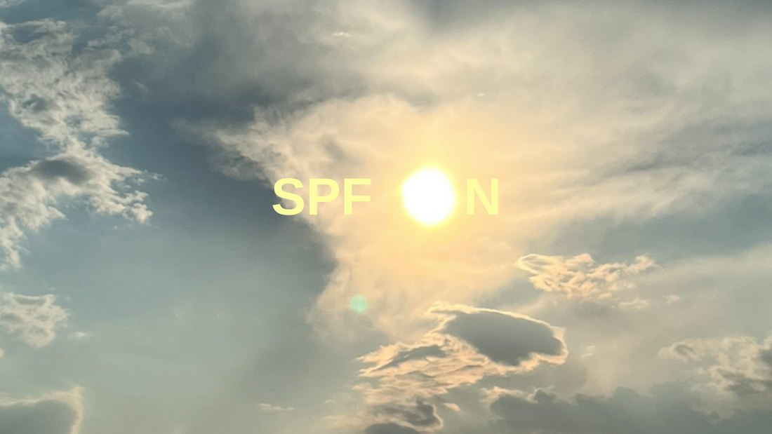 Dal lettino al laptop: la protezione solare oggi si mette anche in salotto